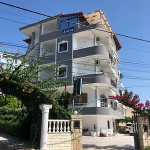 Aparthotel Jiota 